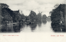 11450 Gezicht op de Vecht in de bebouwde kom van Loenen uit het zuiden.